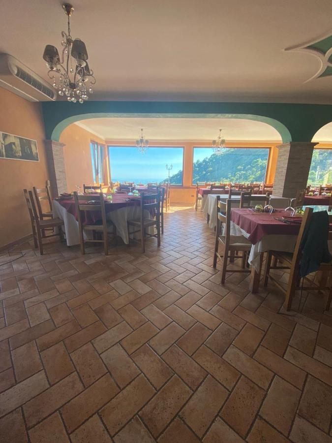 Villa Agriturismo Collecammino Lenola Exterior foto